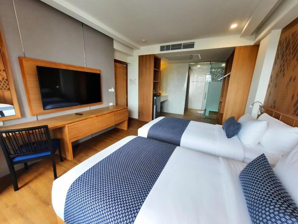 Deluxe Doppel-/Zweibettzimmer mit Balkon