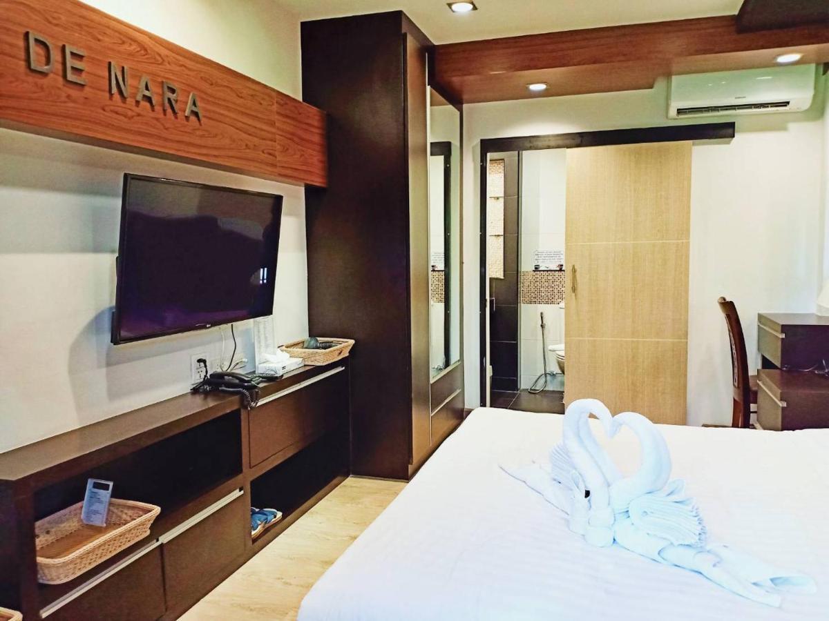Deluxe Queen Room