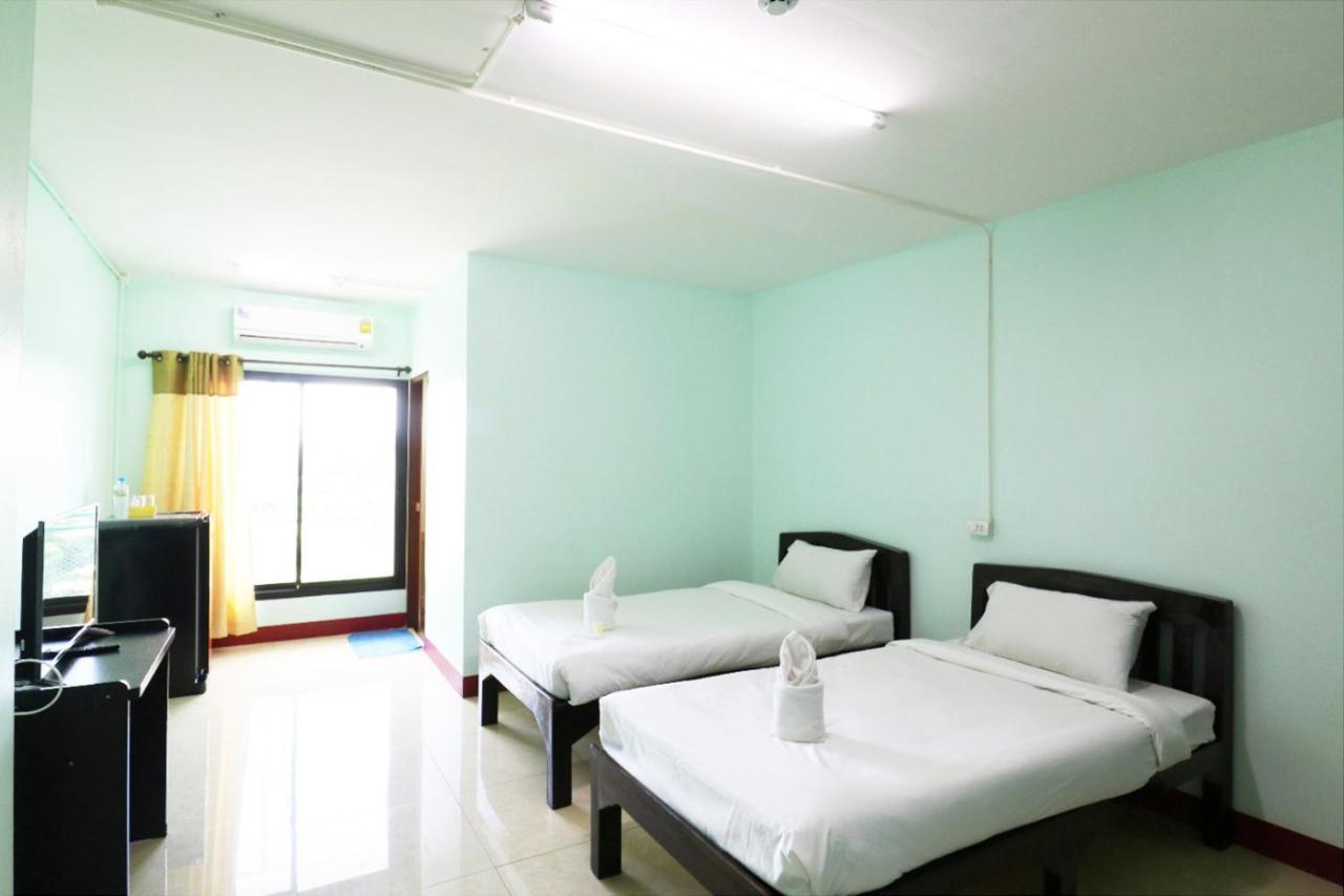 Chambre Lits Jumeaux Supérieure avec Baignoire