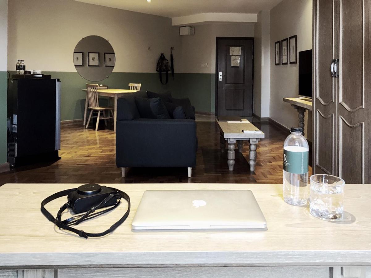 Tweepersoonskamer met 2 Aparte Bedden en Balkon