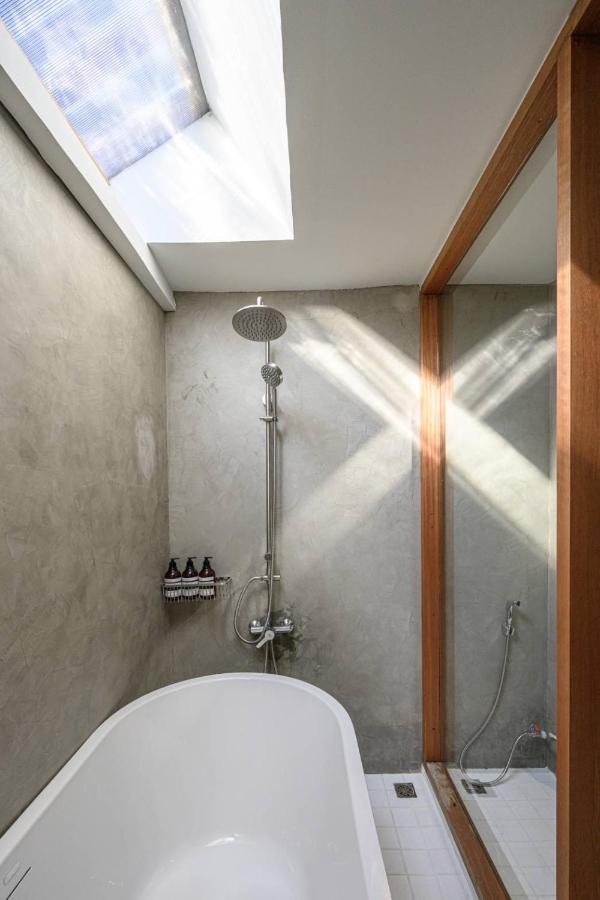 Zweibettzimmer mit eigenem Bad