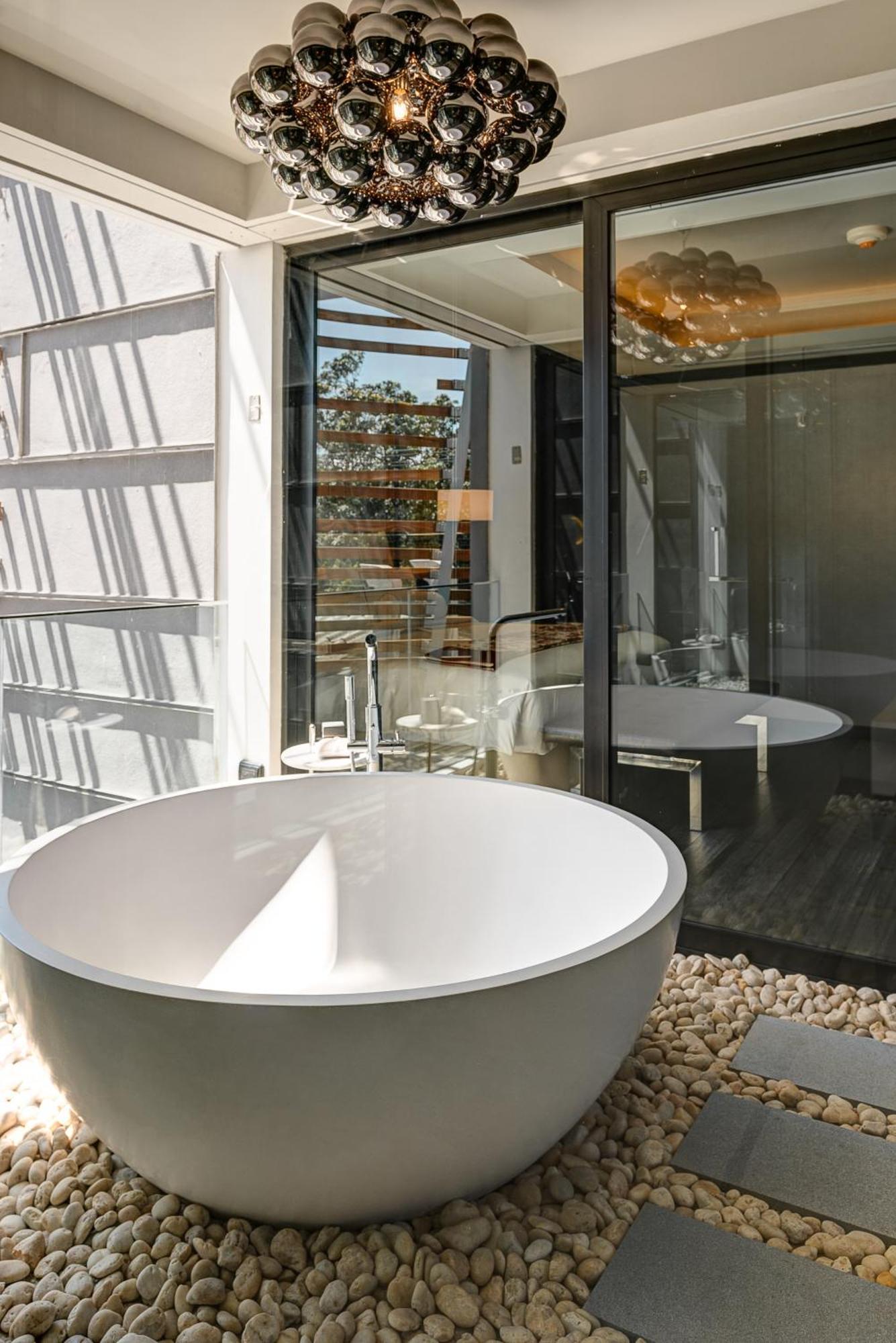 Manor Suite