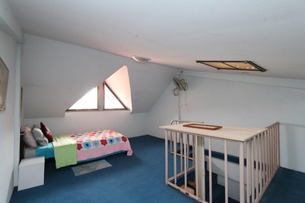 Large Twin Room