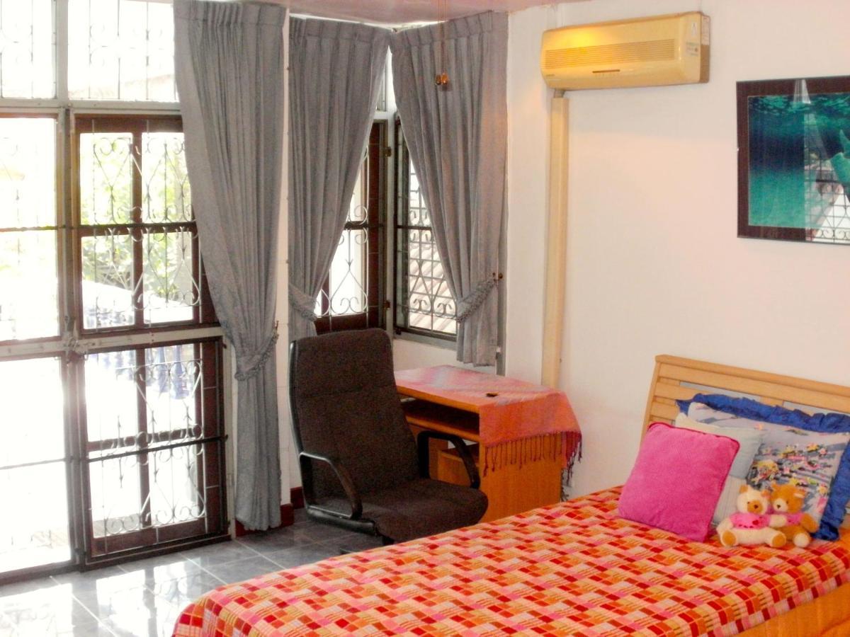 Double Room with Balcony (2 Adults + 1 Child)