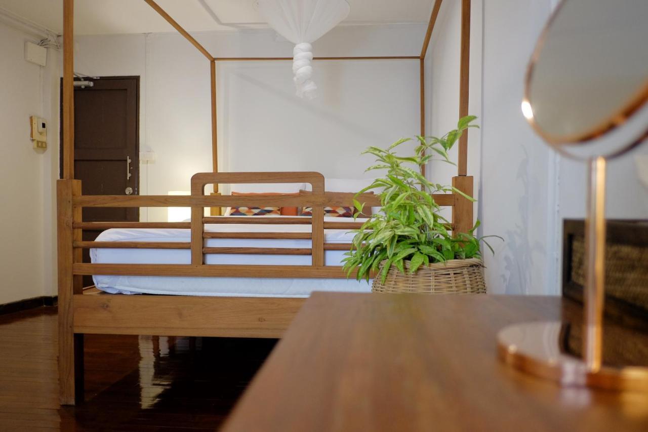 Queen Room with Balcony