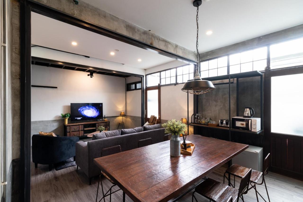 Three-Bedroom House,1386257402:JPEG