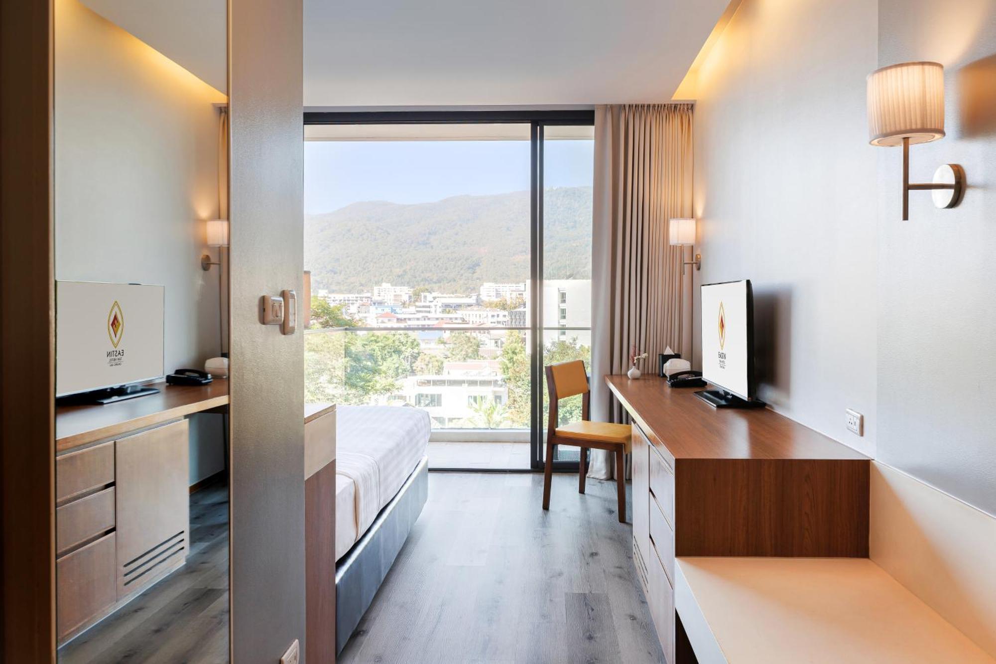 Superior Premium Mountain with Bathtub