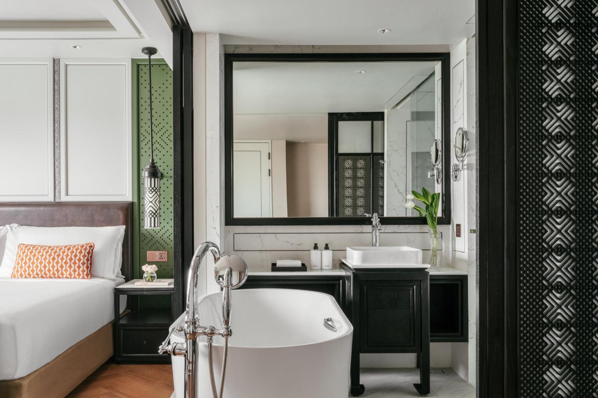 Classic King Room with Terrace and Outdoor Hot Tub