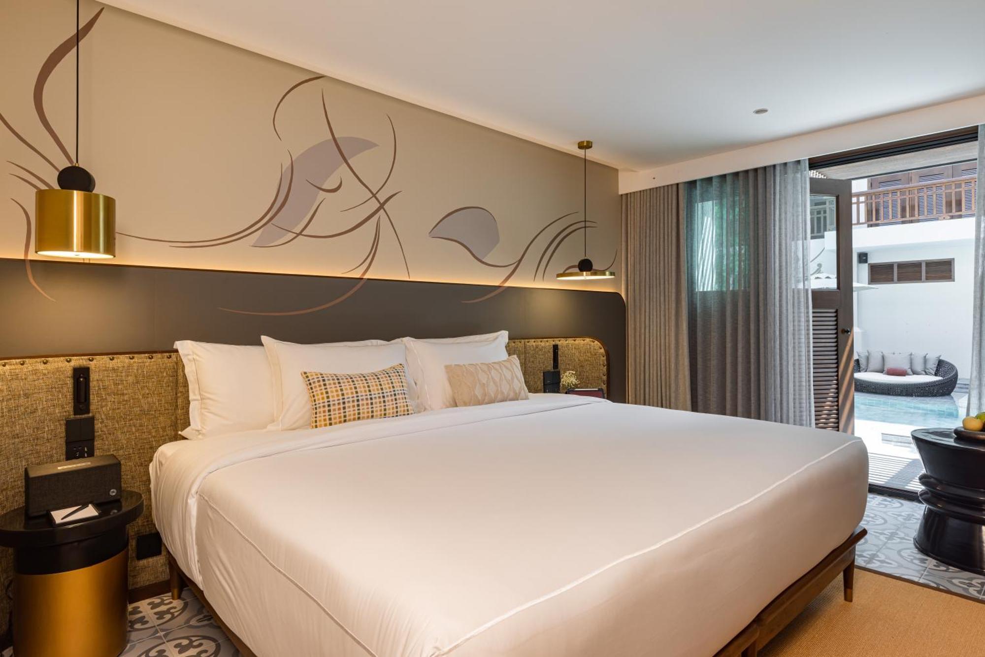 Double or Twin Room with Swimming Pool Access