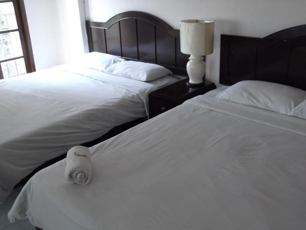 Family Room,1580752153:JPEG