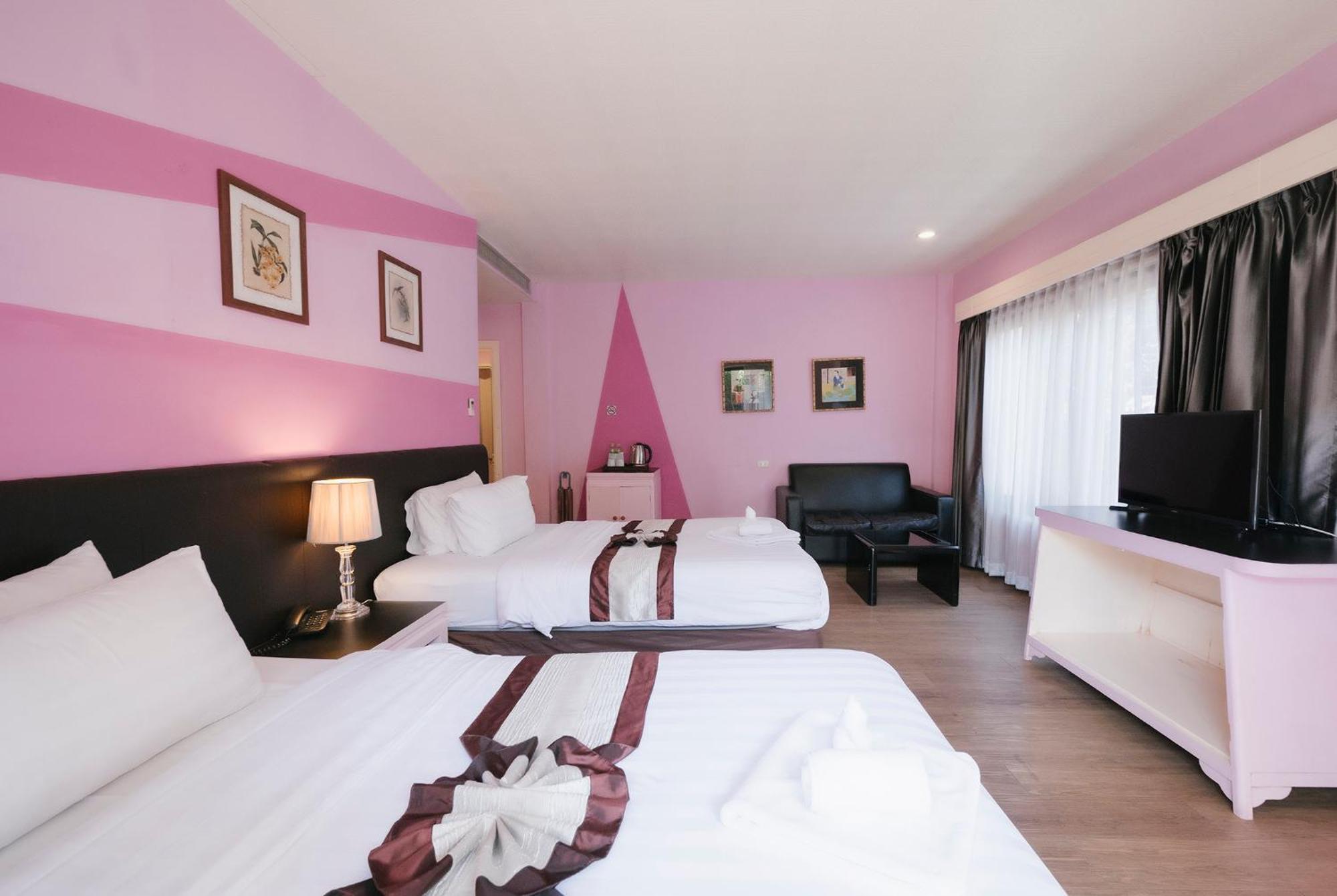 Deluxe Suite