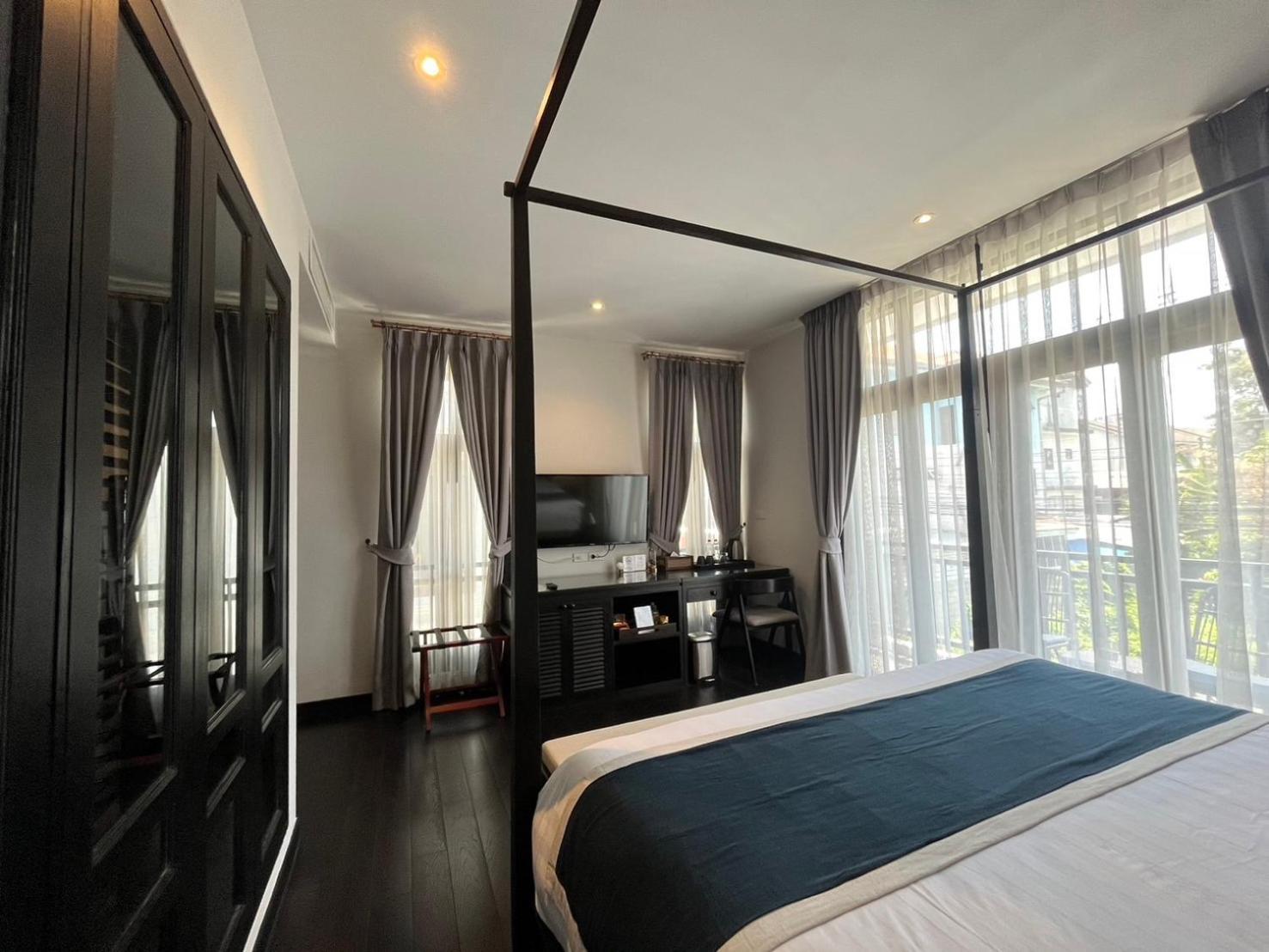 Superior Double Room Balcony