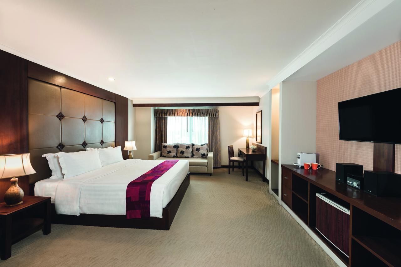 Premium King Room
