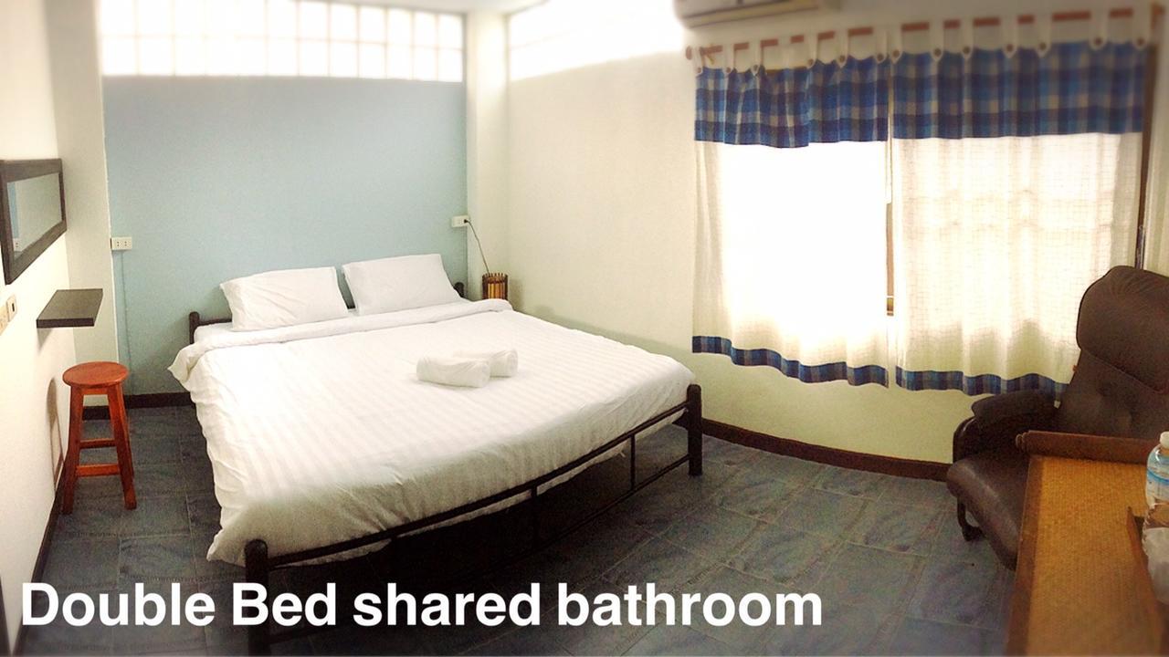 Chambre Double avec Salle de Bains Commune