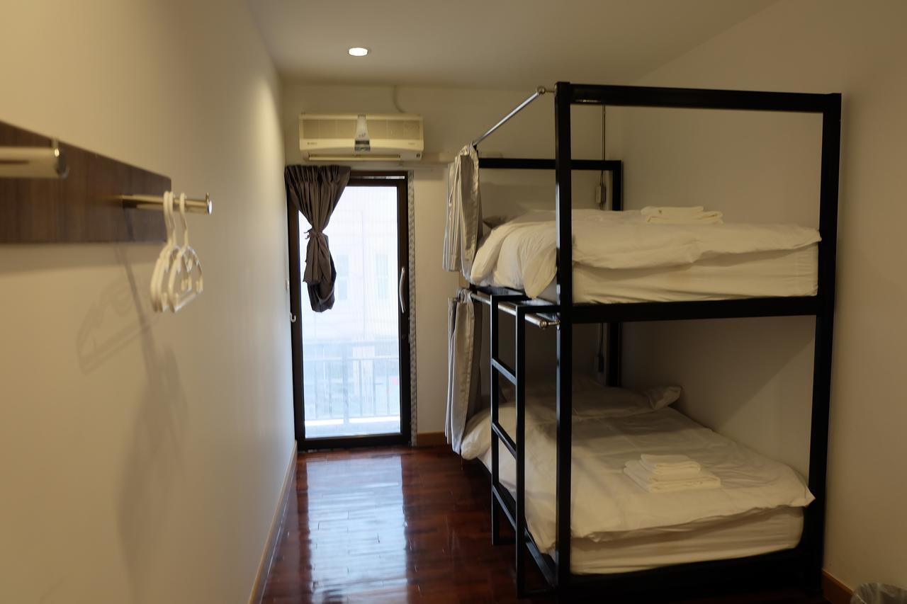 Zweibettzimmer mit Etagenbetten
