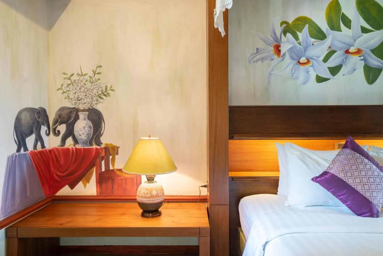 Lanna Style Villa Deluxe Double Room