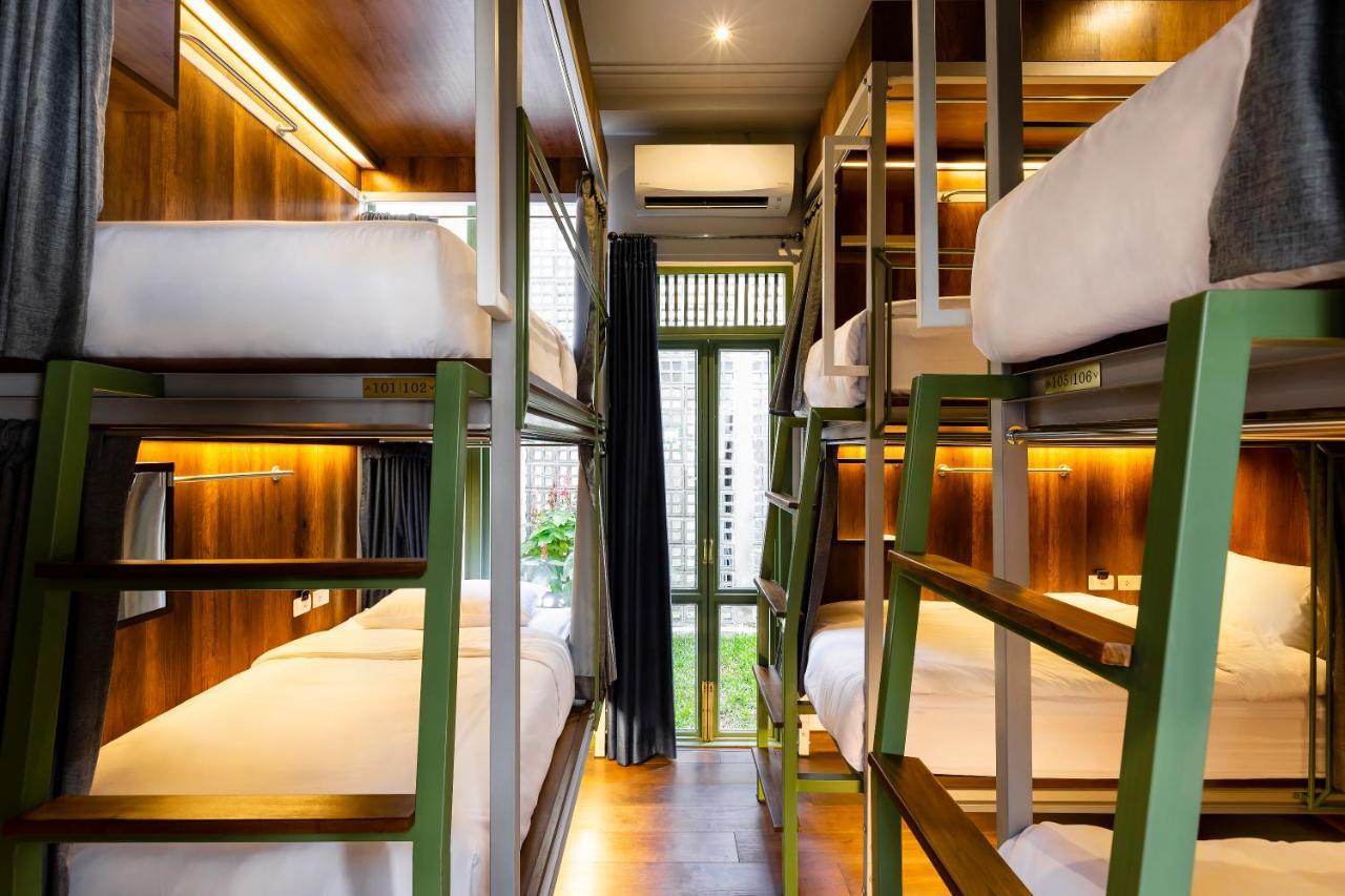 Bed in 6-Bed Mixed Dormitory Room