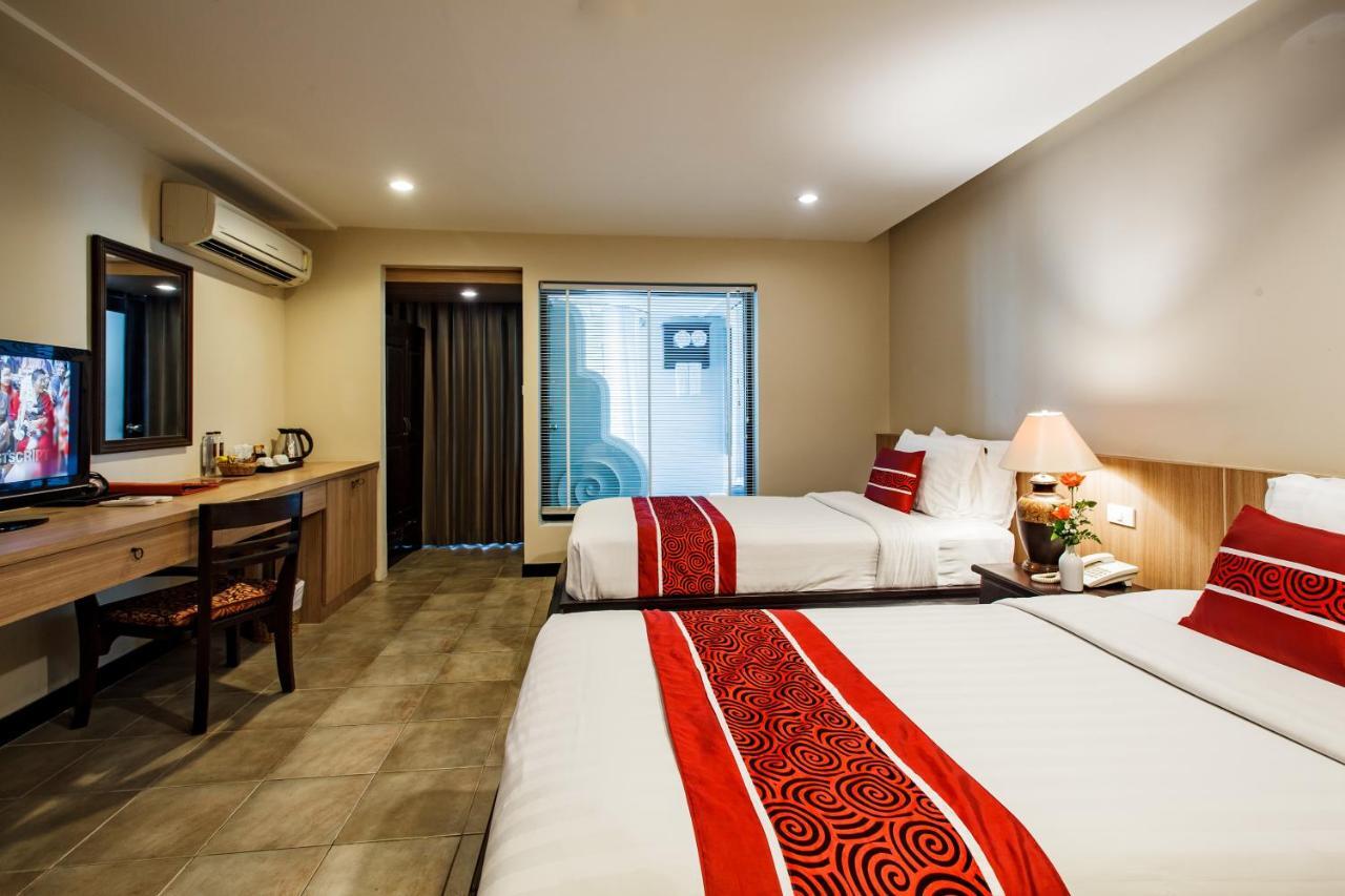 Deluxe Twin Room
