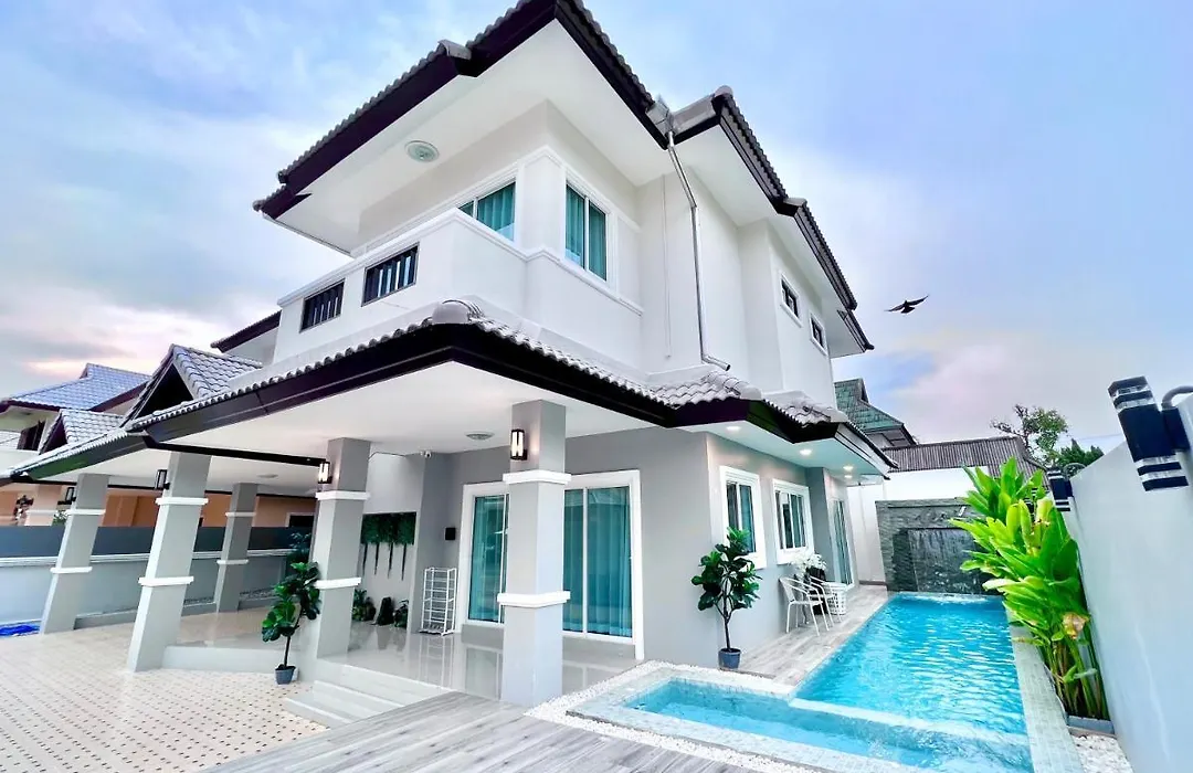 April Pool Villa Airport-1