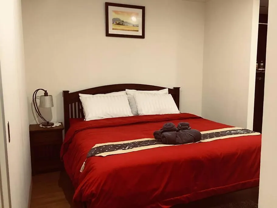 1 Bedroom+ Sofa-Bed Luxury Condo @ Nimmana-1