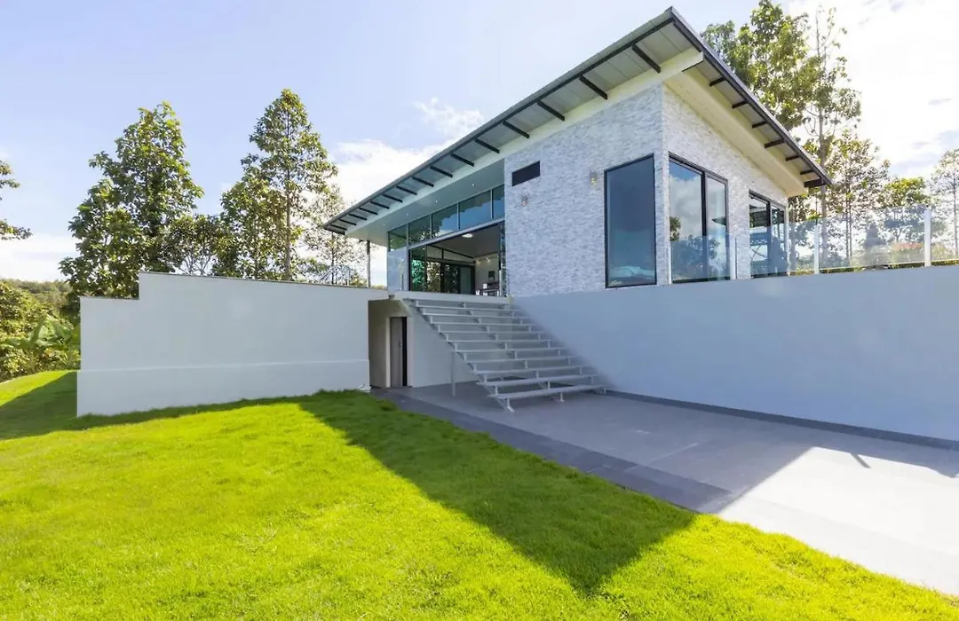 Stunning 3-Bed Villa In Chiang Mai-1