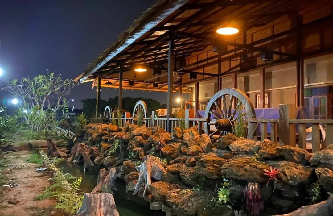 Tasana Garden Saraphi ทาซาน่าการ์เด้น สาขาสารภี-1