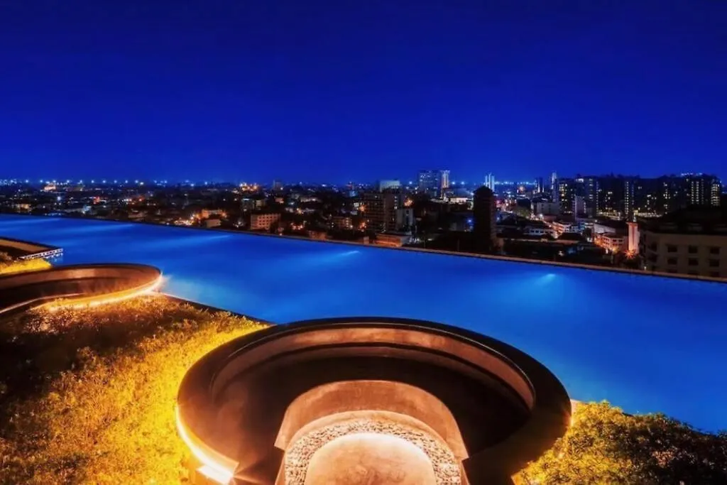 Astra Sky River Pool By Duke 16-1