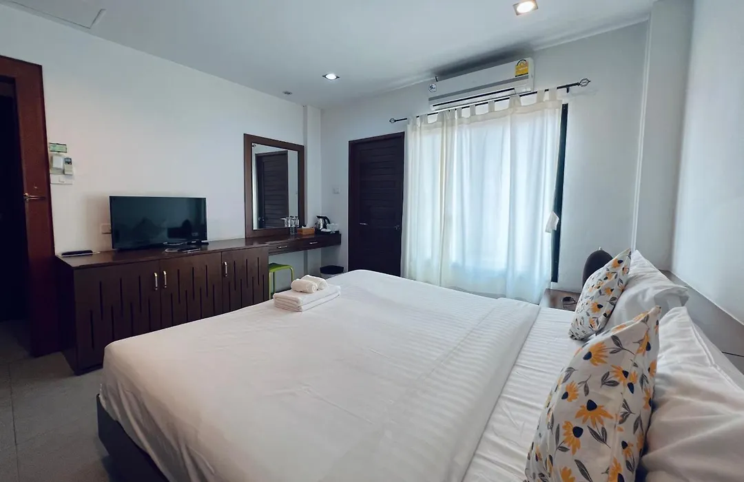 De Nawarat Chiangmai Boutique Apartment-1