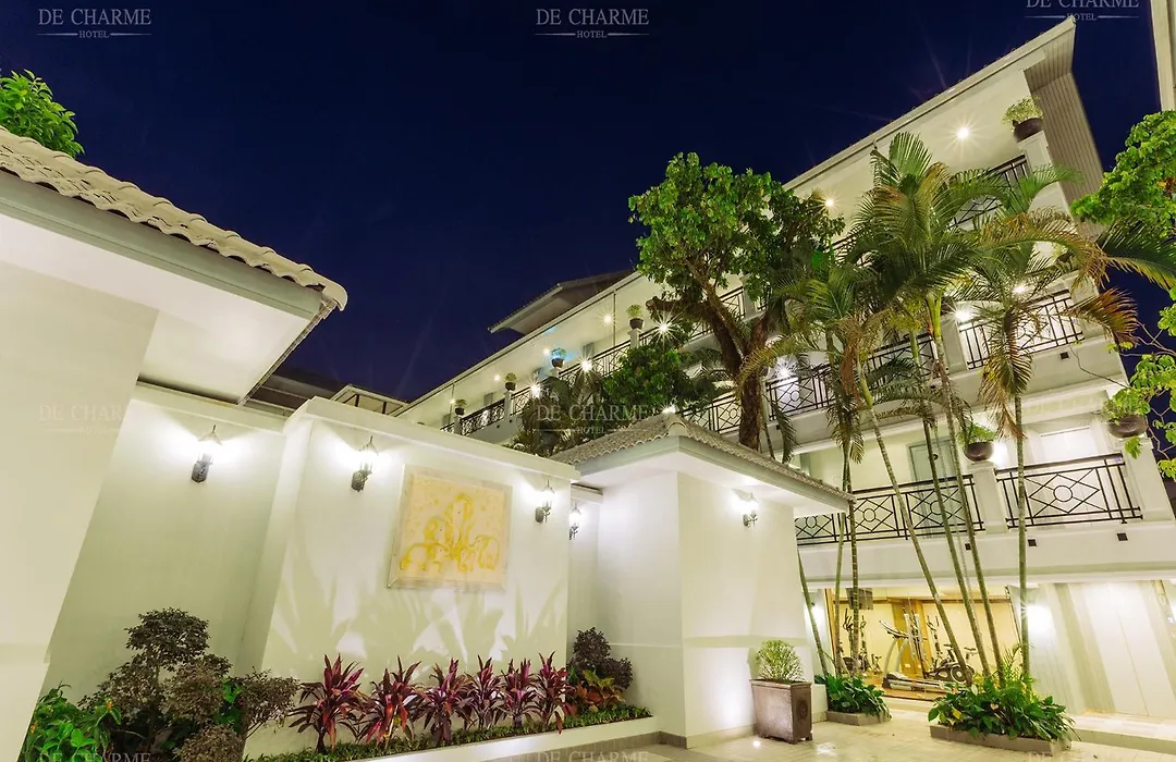 Decharme Hotel-1