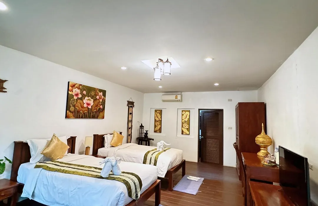 E-outfitting Boutique Chiang Mai-1