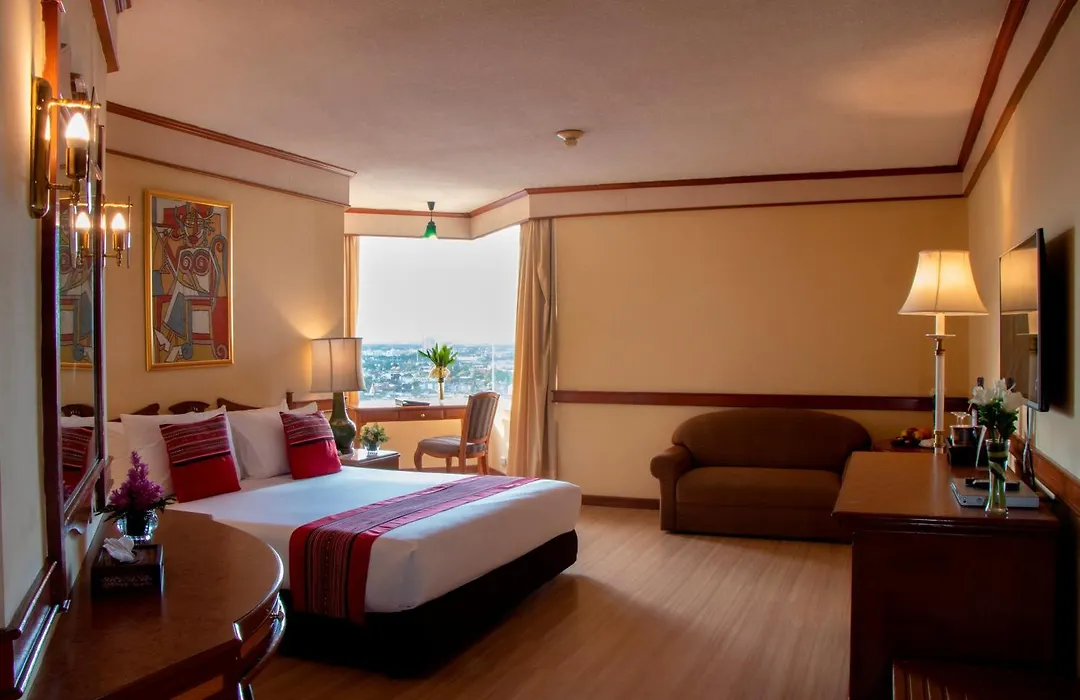 Duangtawan Hotel Chiang Mai-1