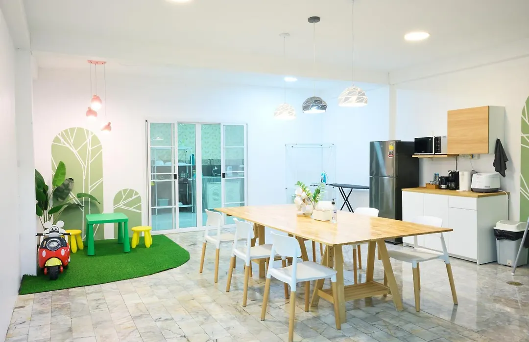 Eco-Friendly House Near Street Food Quiet Area-1