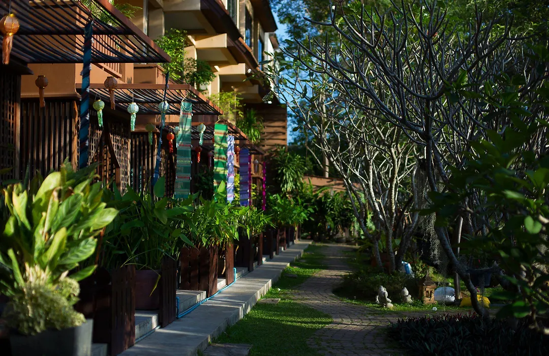 Villa San Pee Seua-1