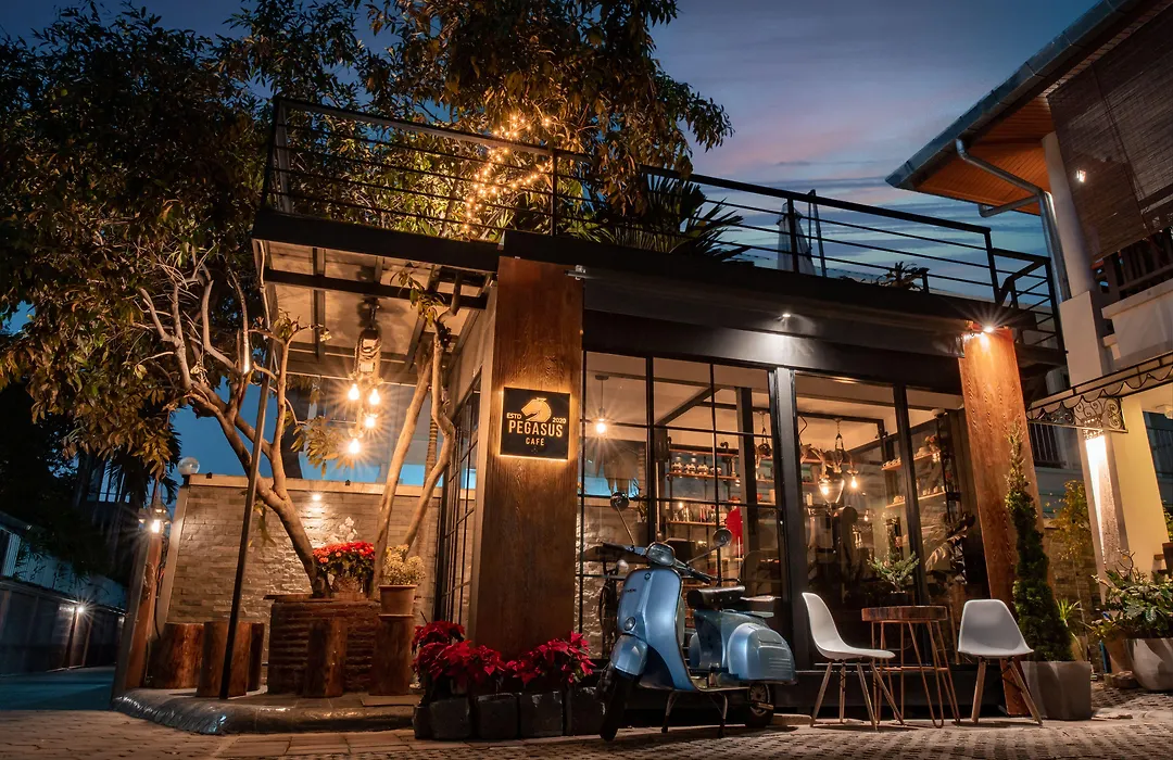 Gordnuea Boutique House-1