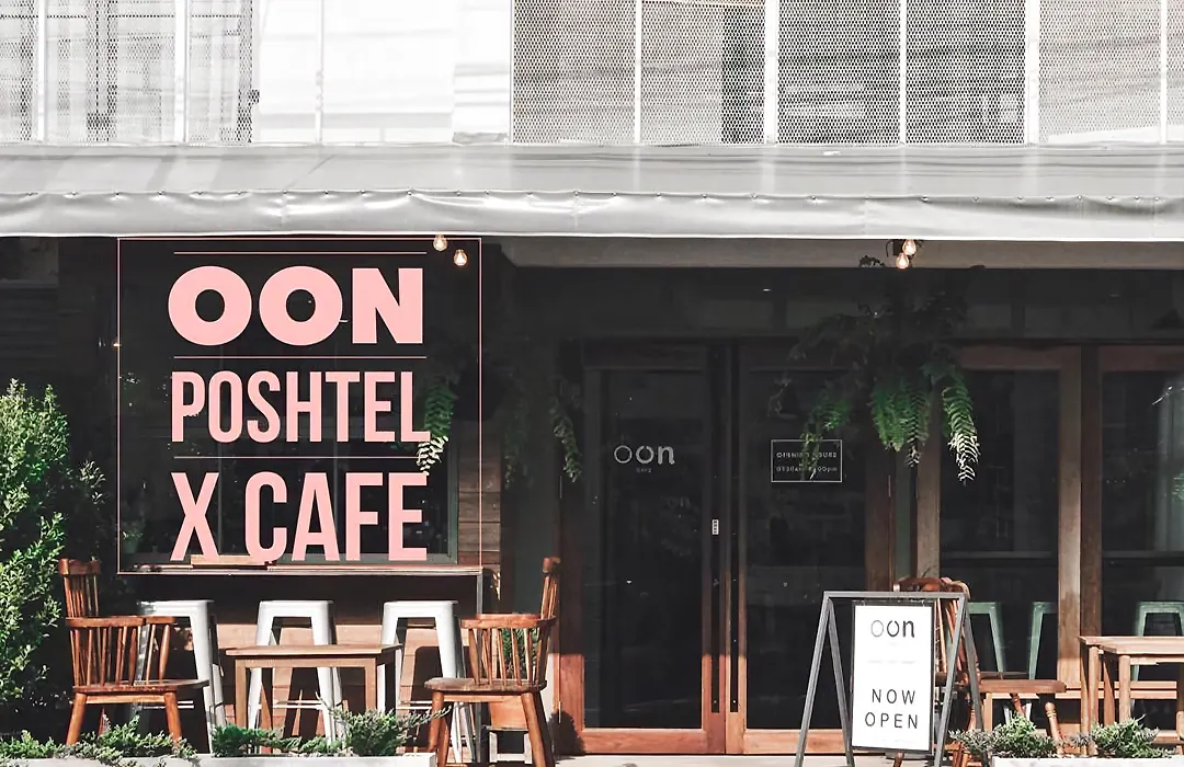 Oon Poshtel X Cafe-1