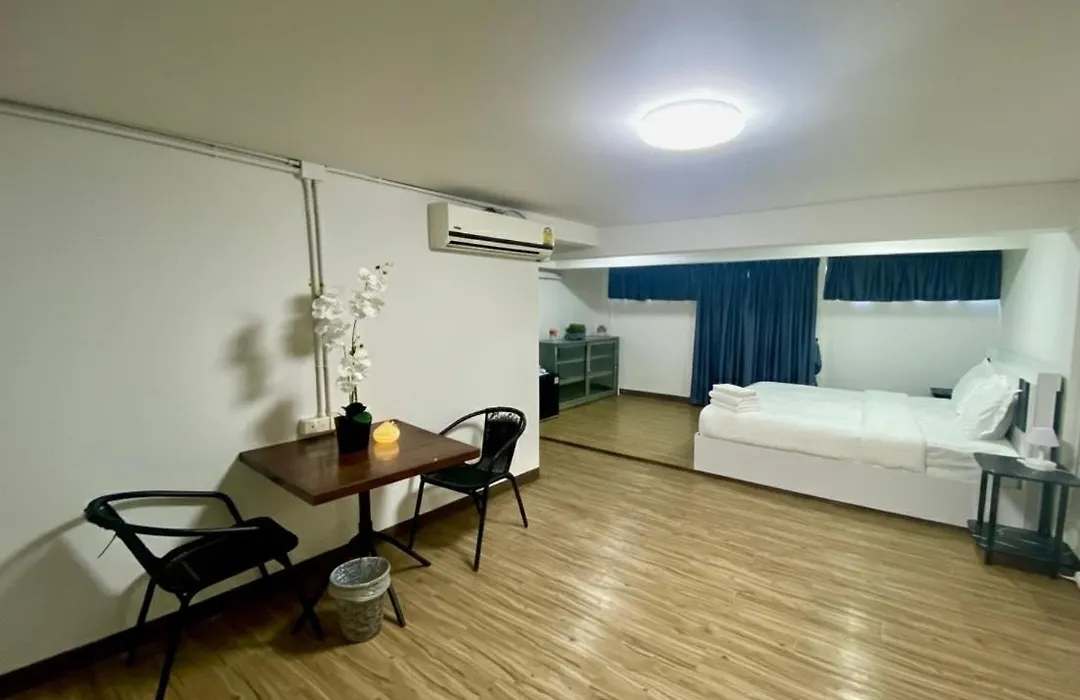 3 Laan House-1