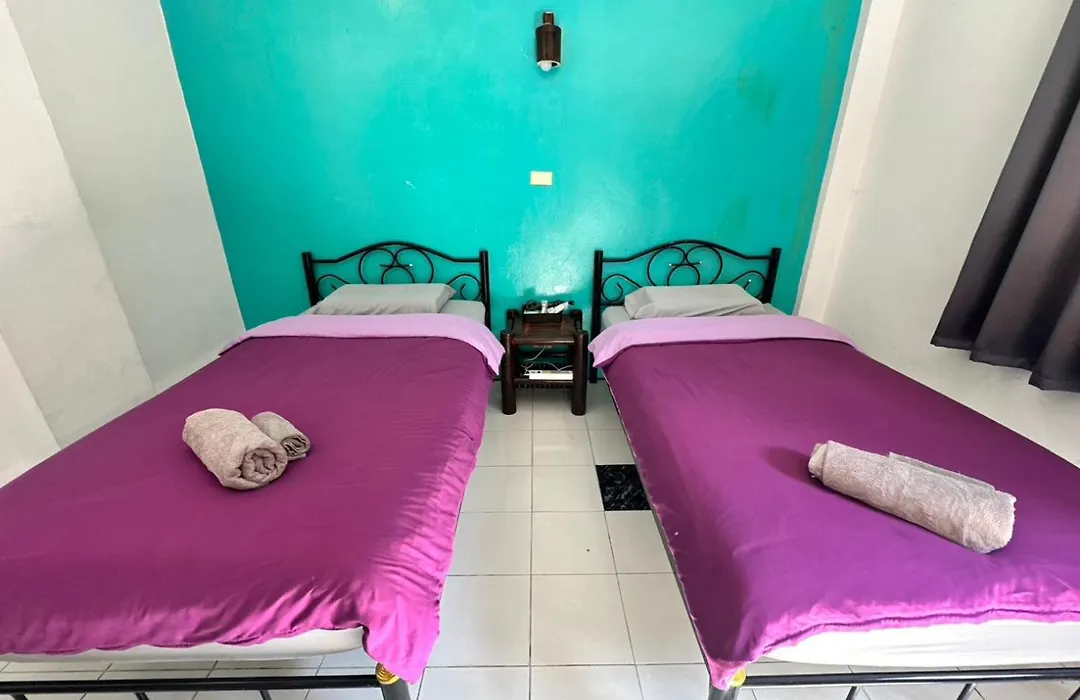Blue Moon House - A Budget Hostel For Easy Travellers-1