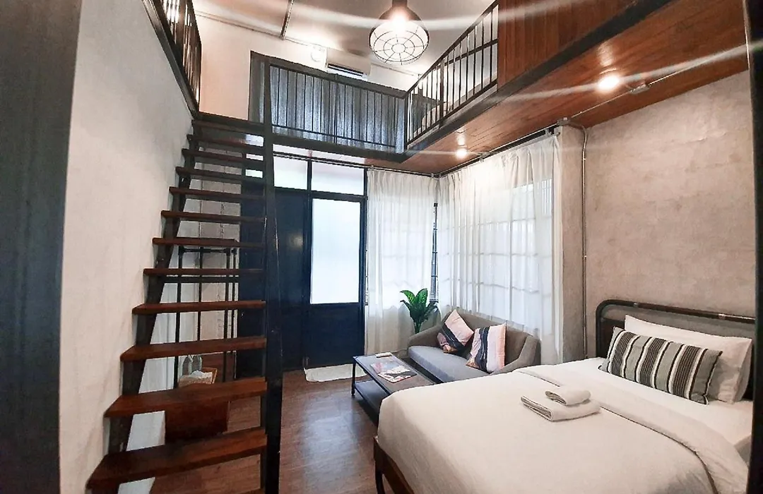 Ombra House No. 21-24-1