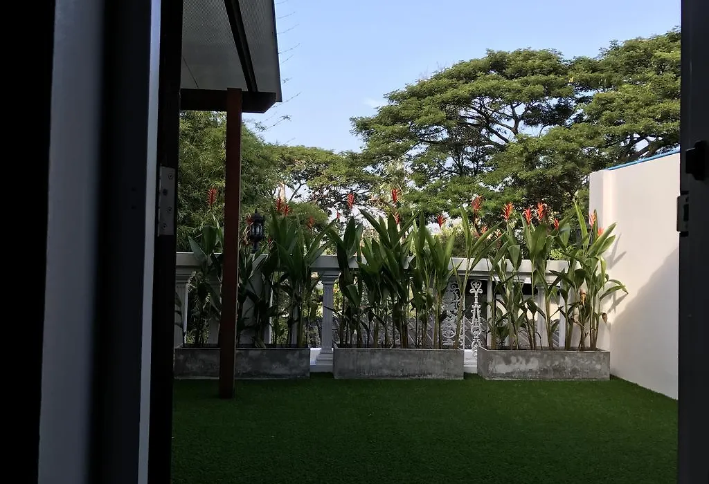 Sirinan Villa Nimman Chiangmai-1
