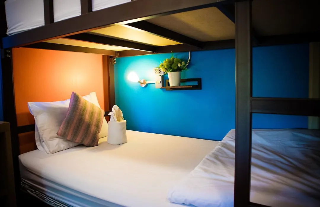 Tawan Bed Club-1