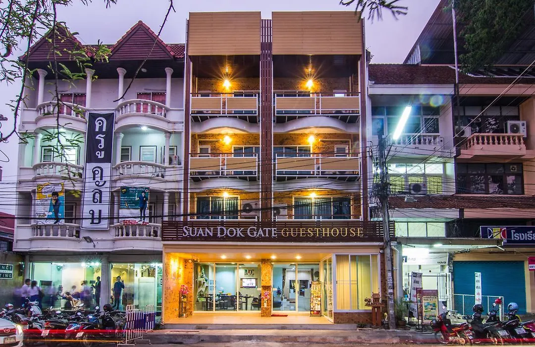 Suan Dok Gate Guesthouse-1