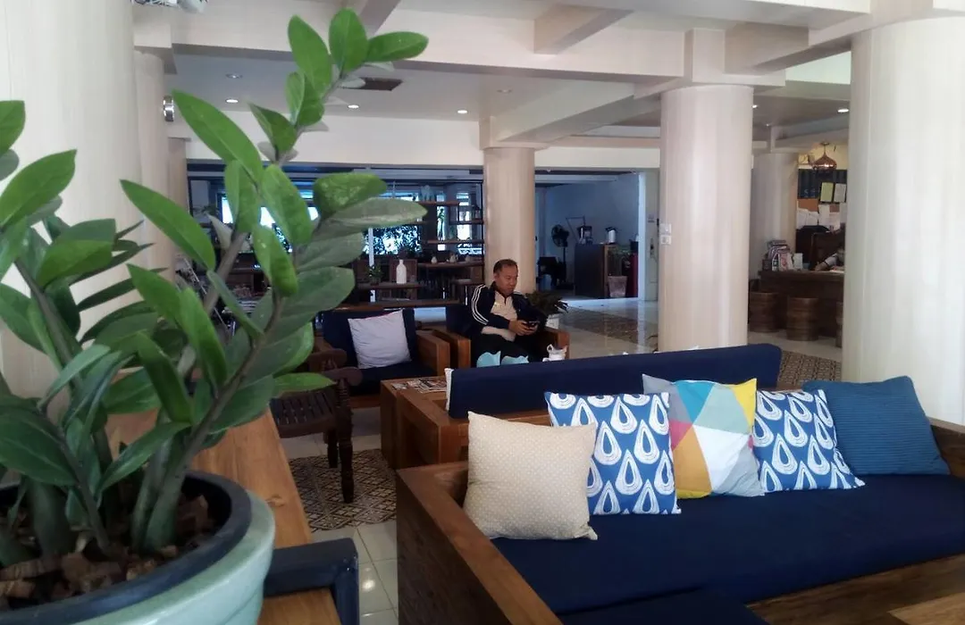 Thana Hotel-1