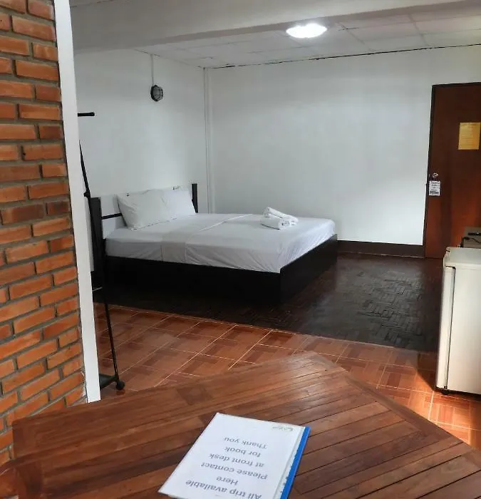 P'Lyn House-1