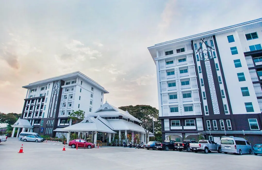 At Ruam Chok Hotel-1