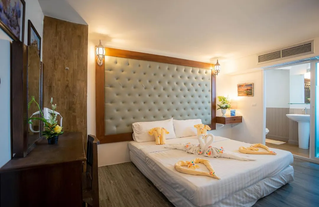 Hermes Hotel Chiang Mai-1