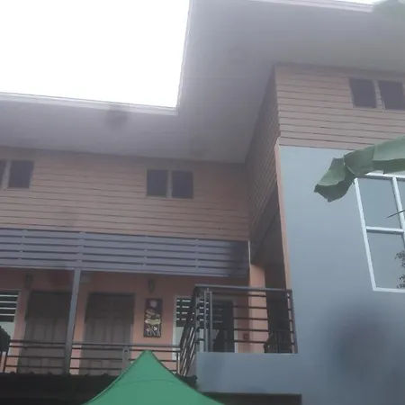 Chom Chan Guesthouse & Hostel-3