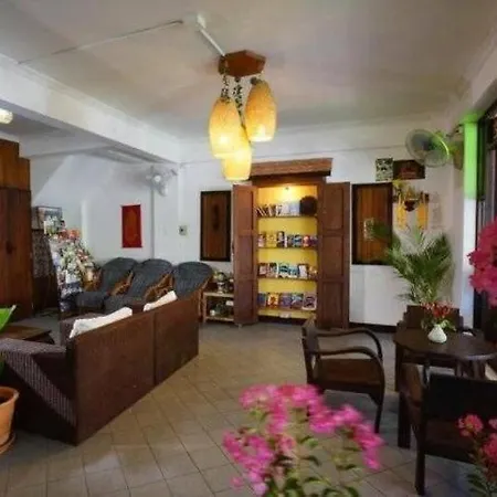 Nonni Guesthouse-3