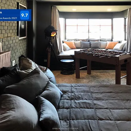 Stay In Style At Nimman R911-3