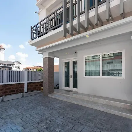 Basic Line Villa เบสิค ไลน์ วิลล่า-2