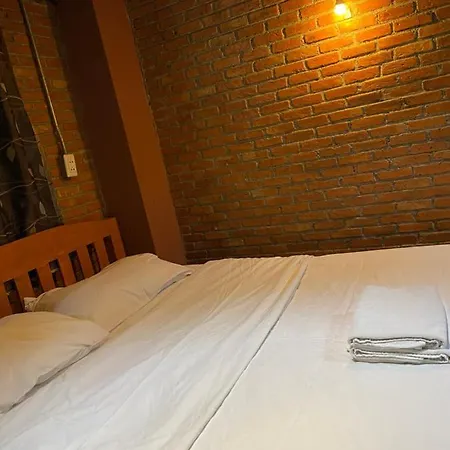 Udai Poshtel & Cafe-3
